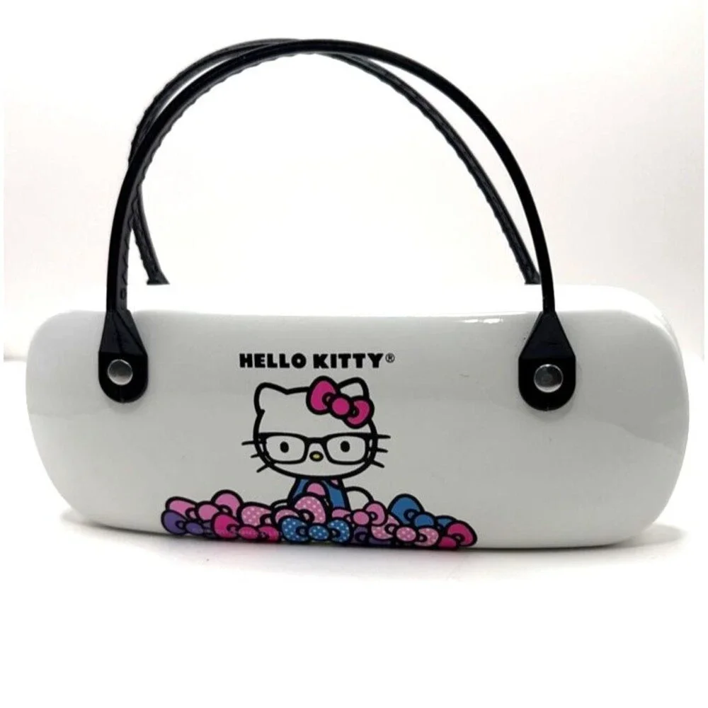 Hello Kitty ￼Sanrio  Glasses Case Hard Shell Eyeglasses Sunglasses  Child Size